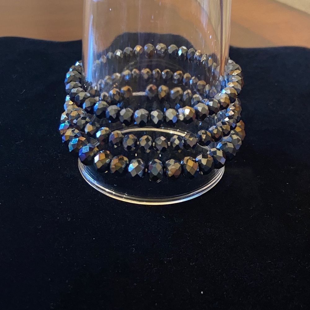Elegant Beaded Bracelet Set-10 - Picture 2 of 7